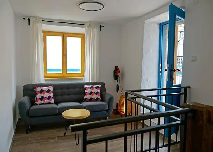 Old Town Stone House בית נופש